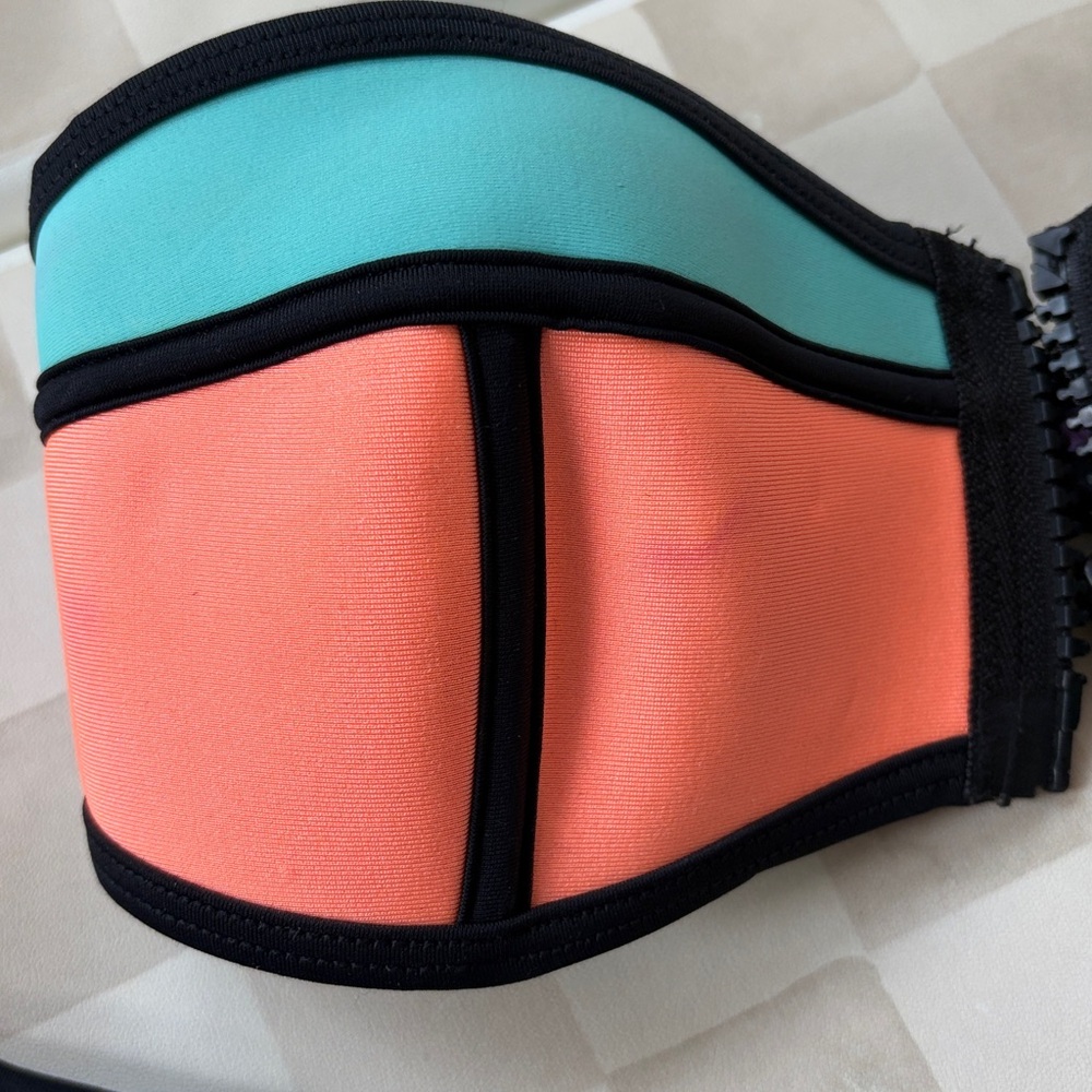 Triangl Bikini - Picture 12 of 13